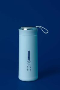 KARIKAR Vacuum Insulated Water Bottle – Pastel Series, 400 ml | Leak-Resistant Mirror Cap, Carry Loop | Glass & Plastic